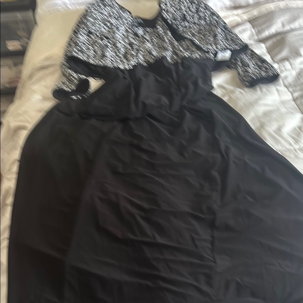 Alex Evenings Black 3/4 Sleeve Bishop Dress for Weddings